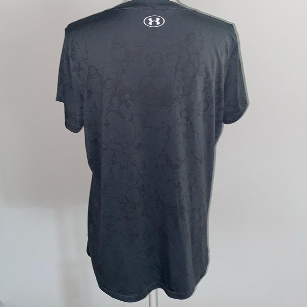 Under Armour Patterned Tee - Picture 3 of 6